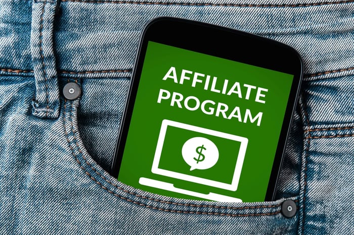 J.Racenstein affiliate program overview showing professional cleaning equipment