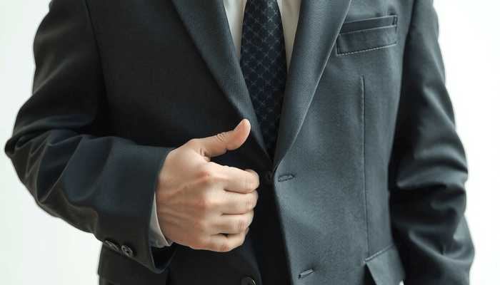 To Fold or To Hang? A Summary Guide