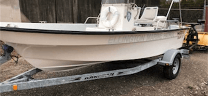 Connecticut Government Auctions - 2009 Maritime Center Console