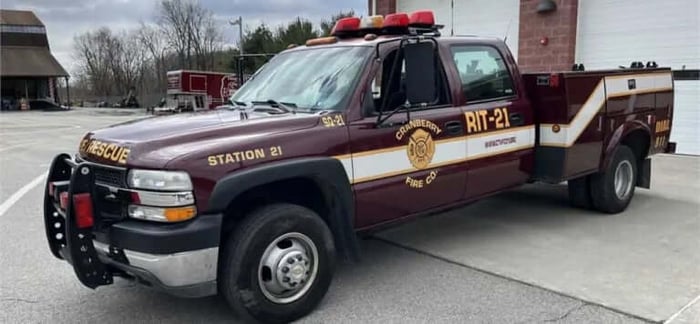 Pictured above is the 2001 Chevy Silverado 3500 Ken won on auction.