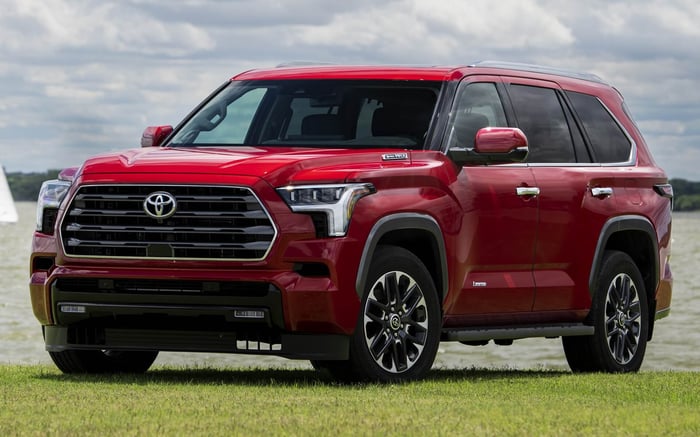 Best SUVs for towing, 2023 Toyota Sequioa has a high tow rating and cavernous interior as a full size SUV.