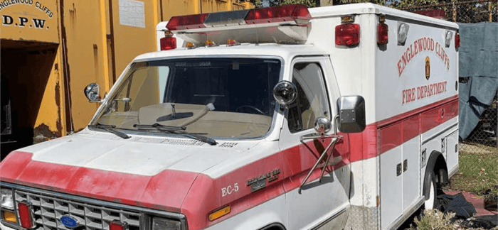 Used Ambulance image 3