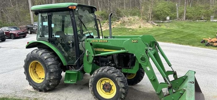 John Deere tractor image
