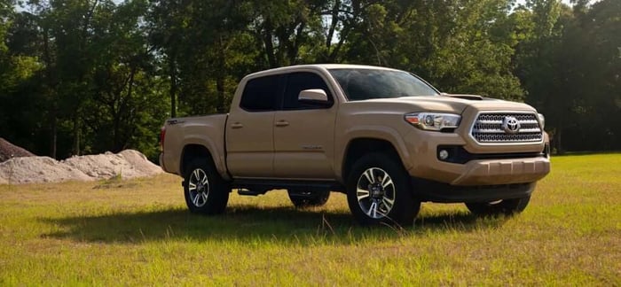 Pickup truck image