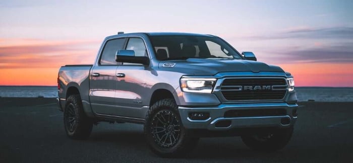 Pickup truck image