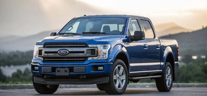 Pickup truck image