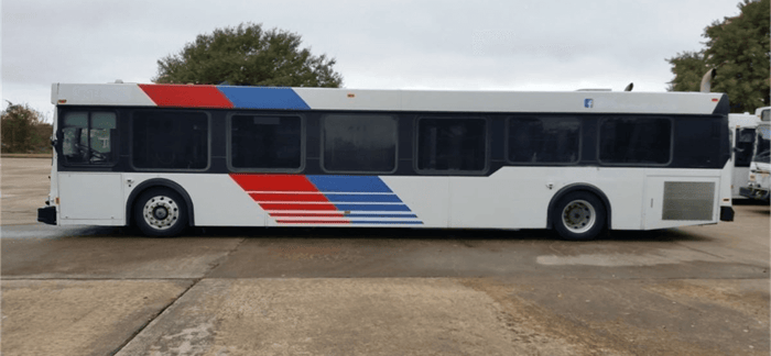 2001 40' Newflyer Transit Bus