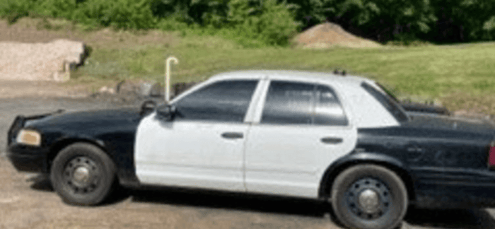 Connecticut Government Auctions - 2010 Crown Victoria Police Interceptor