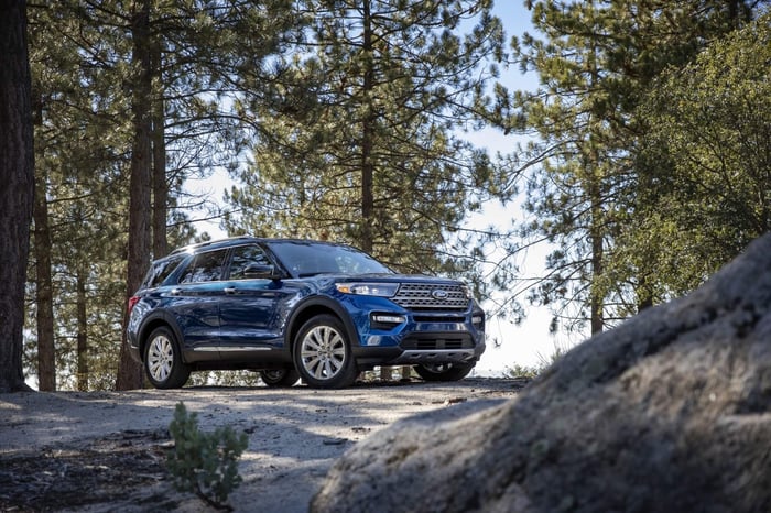 Dark blue 4x4, with high reliability, depending on how many miles you drive between changes of oil.
