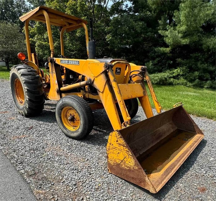 1983 John Deere JD302-A compact utility tractor, sold on Municibid, Township of Plainsboro.