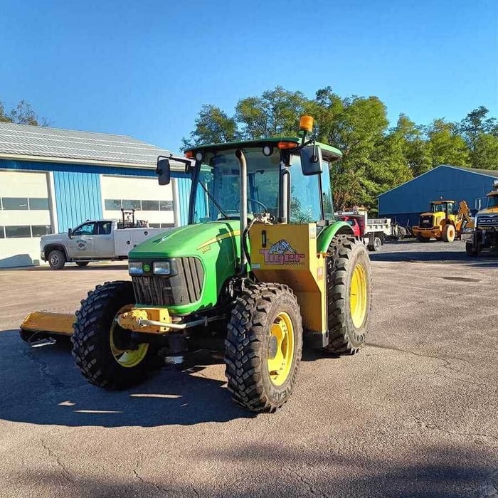 2009 John Deere 5 Series 5101 Tractor with side Flail Mower, for sale on Municibid.