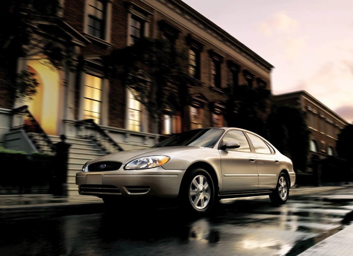 2003 Ford Taurus, among the Ford Taurus years to avoid as it has a large amount of complaints.
