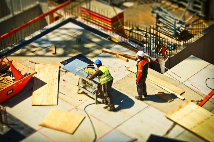 How Much Money Do Construction Workers Make?
