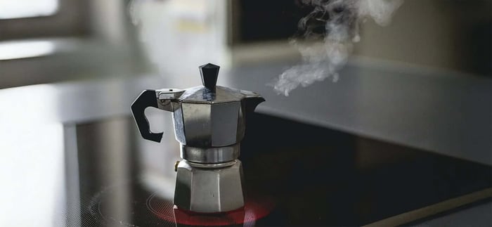 Como fazer café na cafeteira italiana