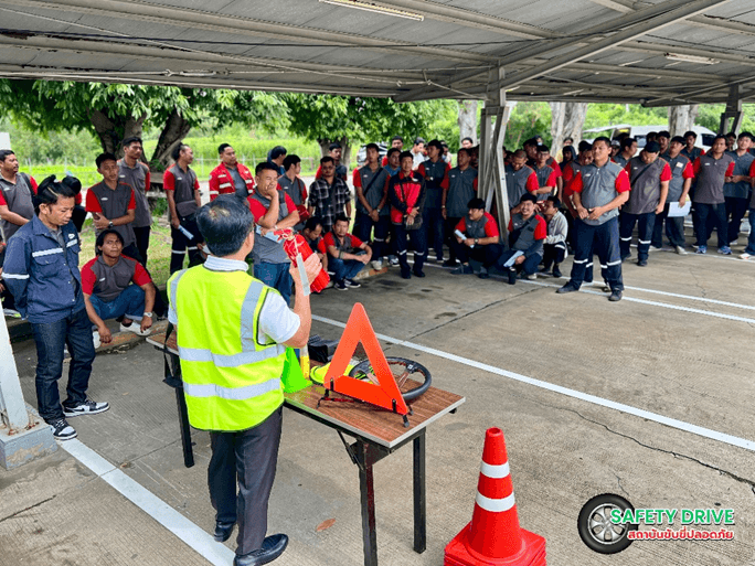 ป้ายเตือนในเขตก่อสร้างที่พนักงานขับรถ “ต้องรู้จริง”