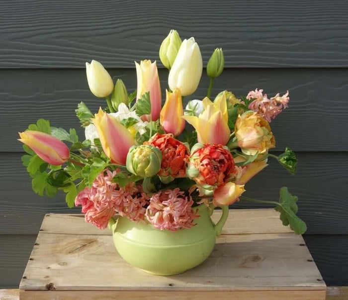 Using a Cutting Garden for Spring Flower Arrangements - Longfield Gardens