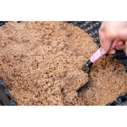 Hardwood Sawdust Substrate