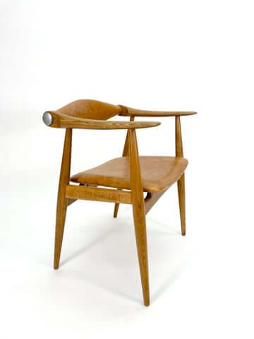 side view of Yoke Chair