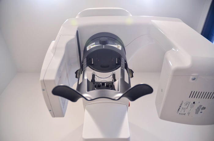 A photo of a dental machine