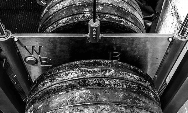 beltsquatedit_600x600.png?v=1700610096