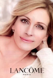 Julia Roberts in Lancôme advertisement showing airbrushed skin that was banned for misleading digital enhancement
