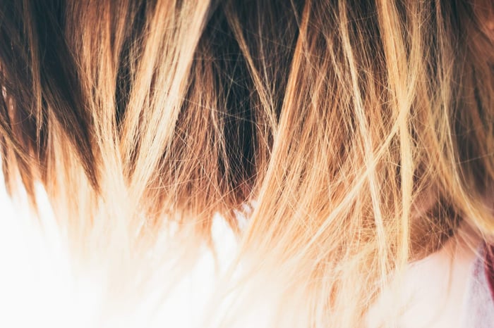 Use rosehip oil on ragged cuticles or dry ends