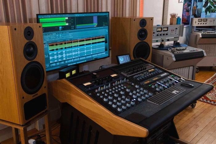 mastering-room (1).jpeg