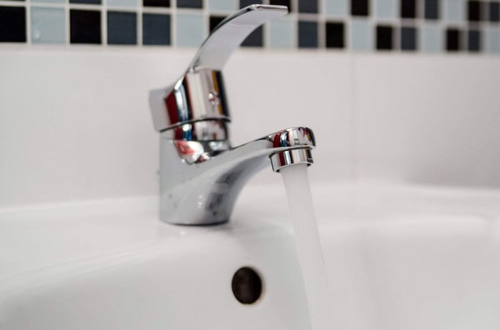 Bathroom tap.jpg