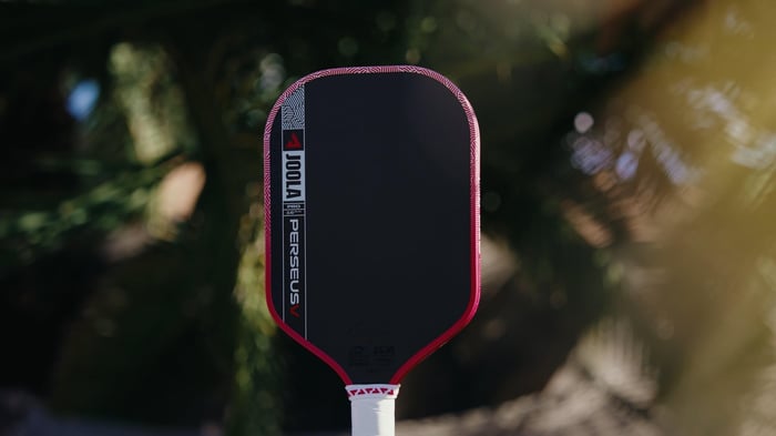 JOOLA Pro IV vs Pro V verdict graphic