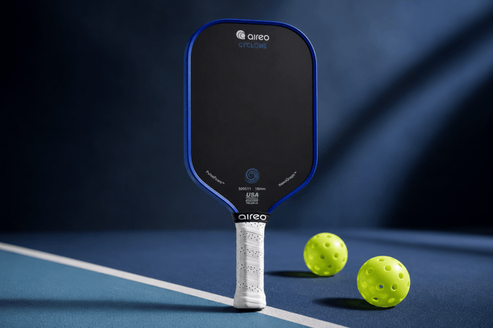 elongated vs hybrid vs standard pickleball paddles elongated shape close-up