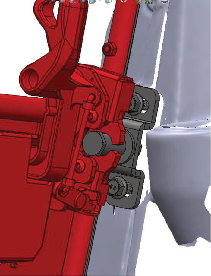 Rotary latch closing over the striker bolt