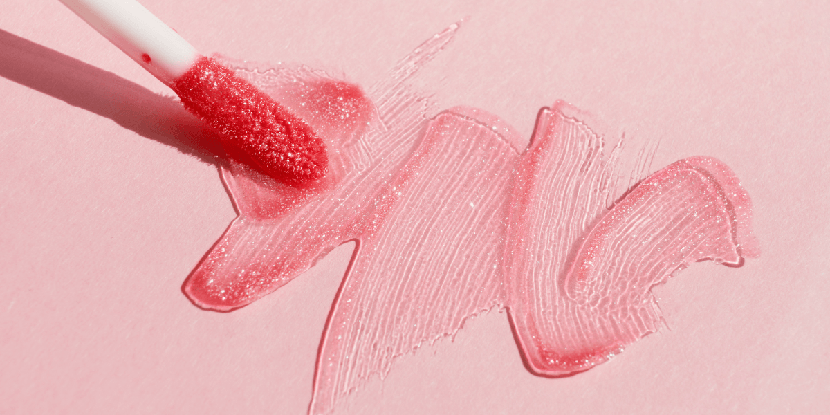 Non Toxic Lip Gloss: Ingredients Parents Should Check (and What to Skip).