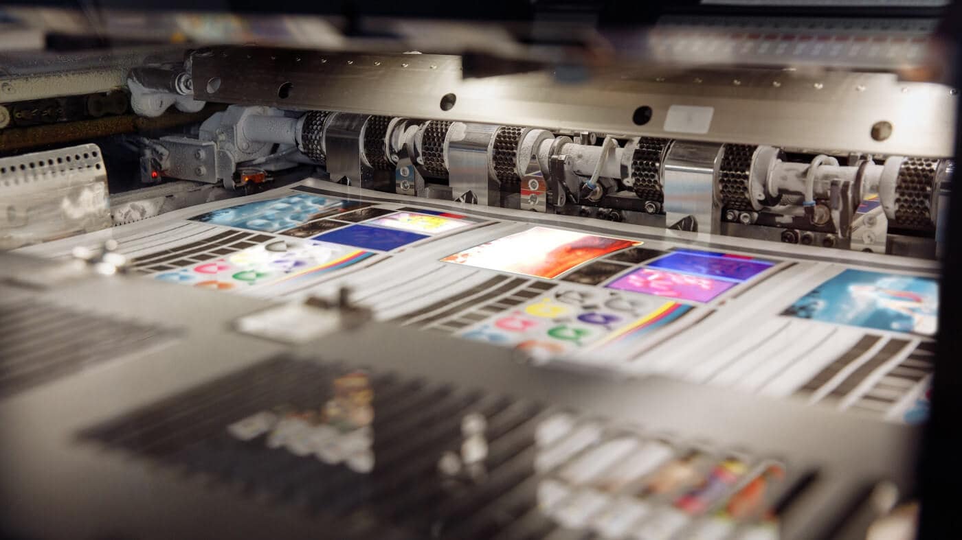 CustomStickers.com Expands Operations, Moves to Larger Warehouse