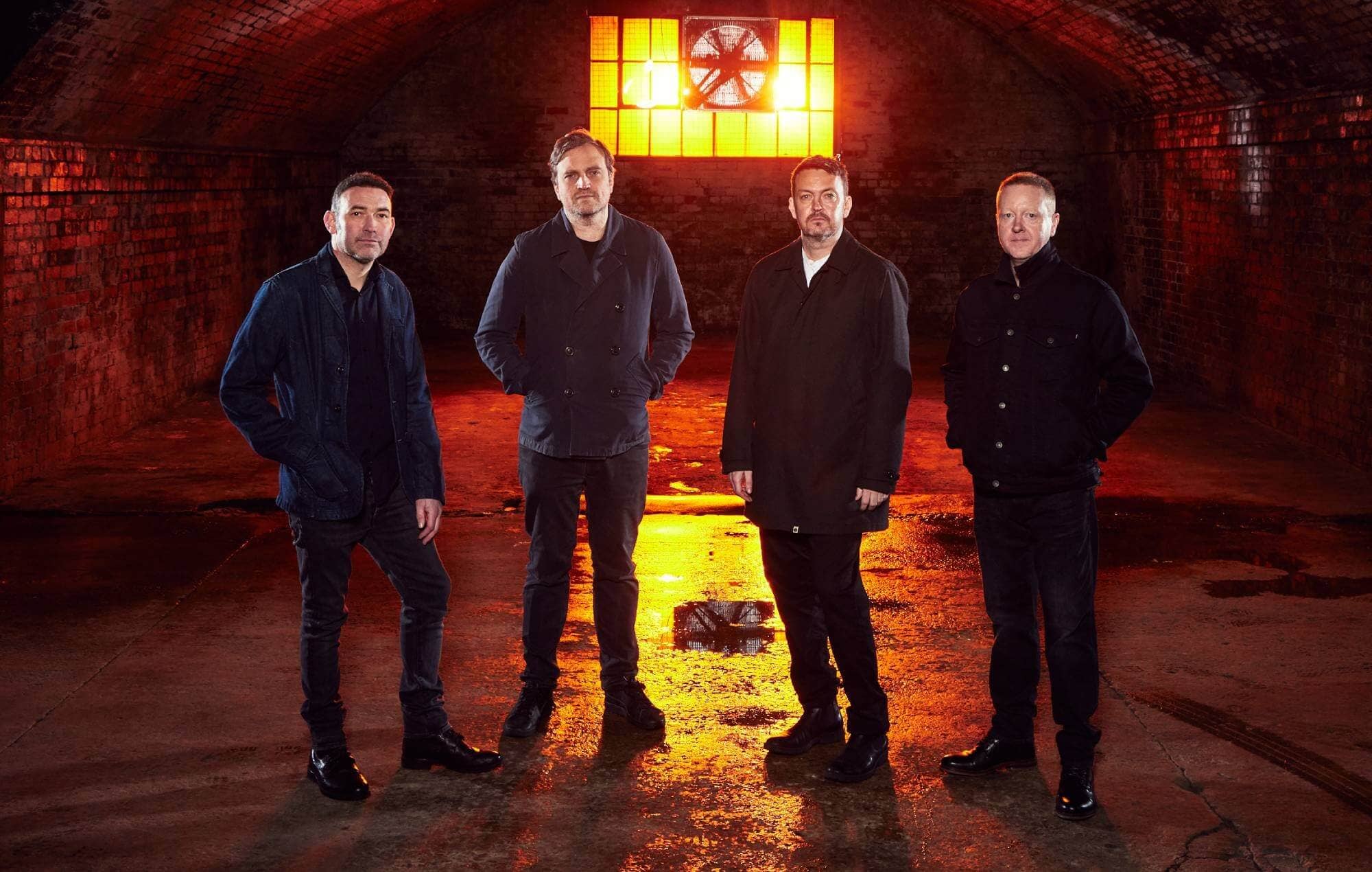 Starsailor live concert performance