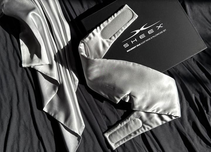 SHEEX® Mulberry Silk Sleep Mask & Pillowcase Set