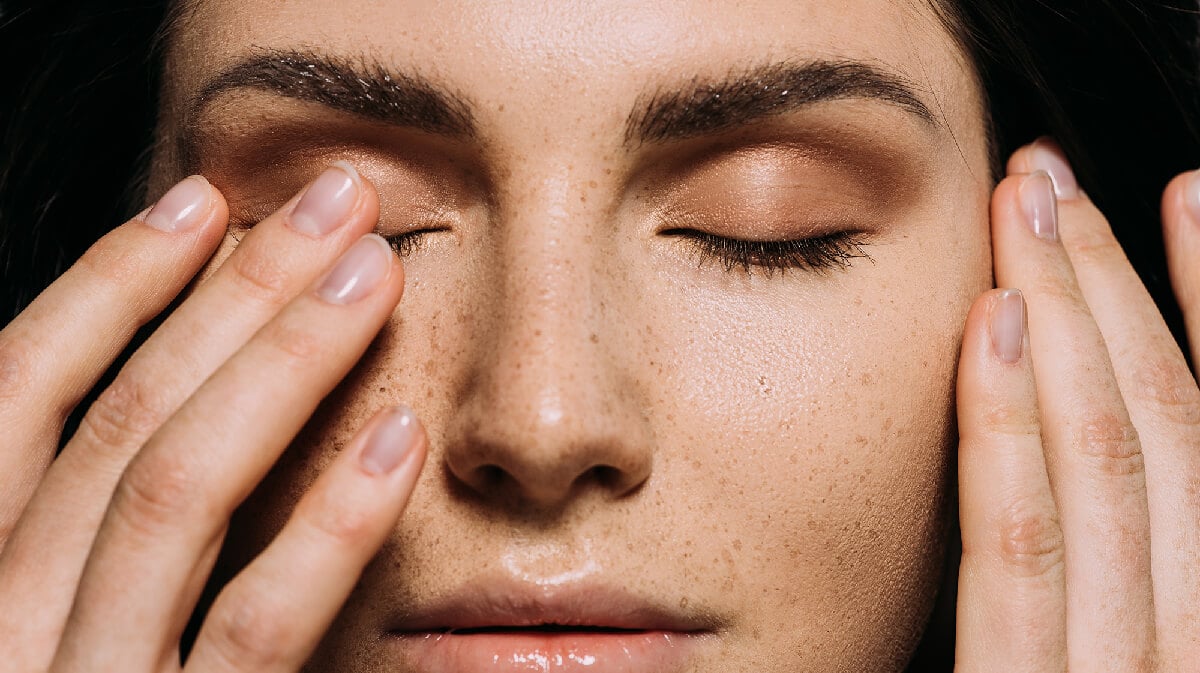 Glazed Skin: Der Beauty-Trend im Frühling 2022