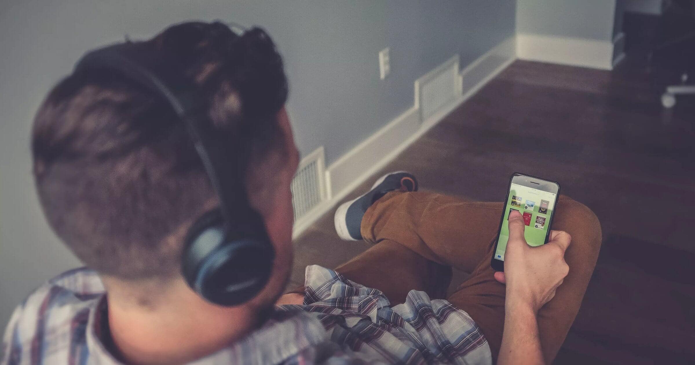 11 Tips for Mixing and Sound-Designing a Fiction Podcast