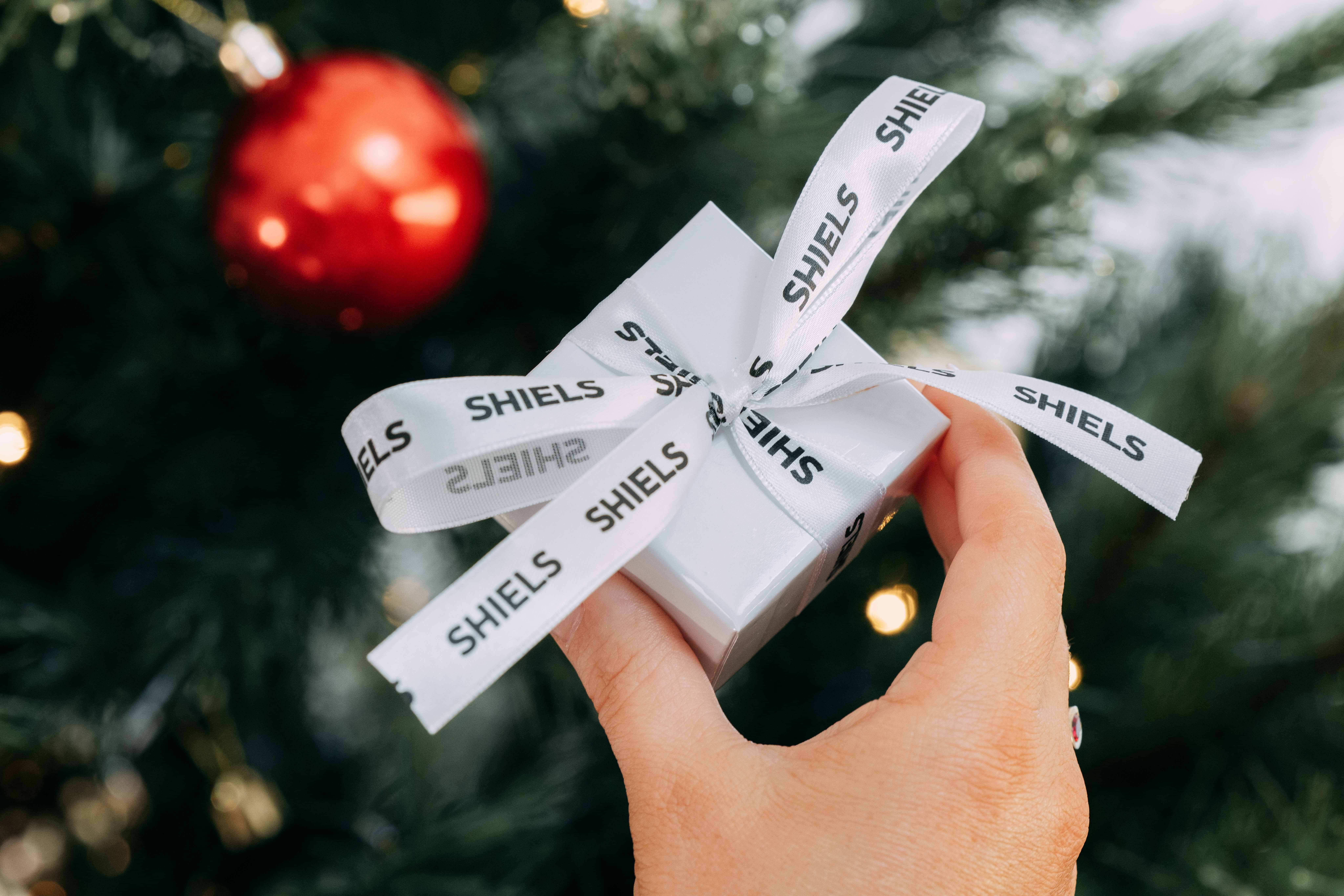 Proposing at Christmas: Why This Is the Year to Ask
