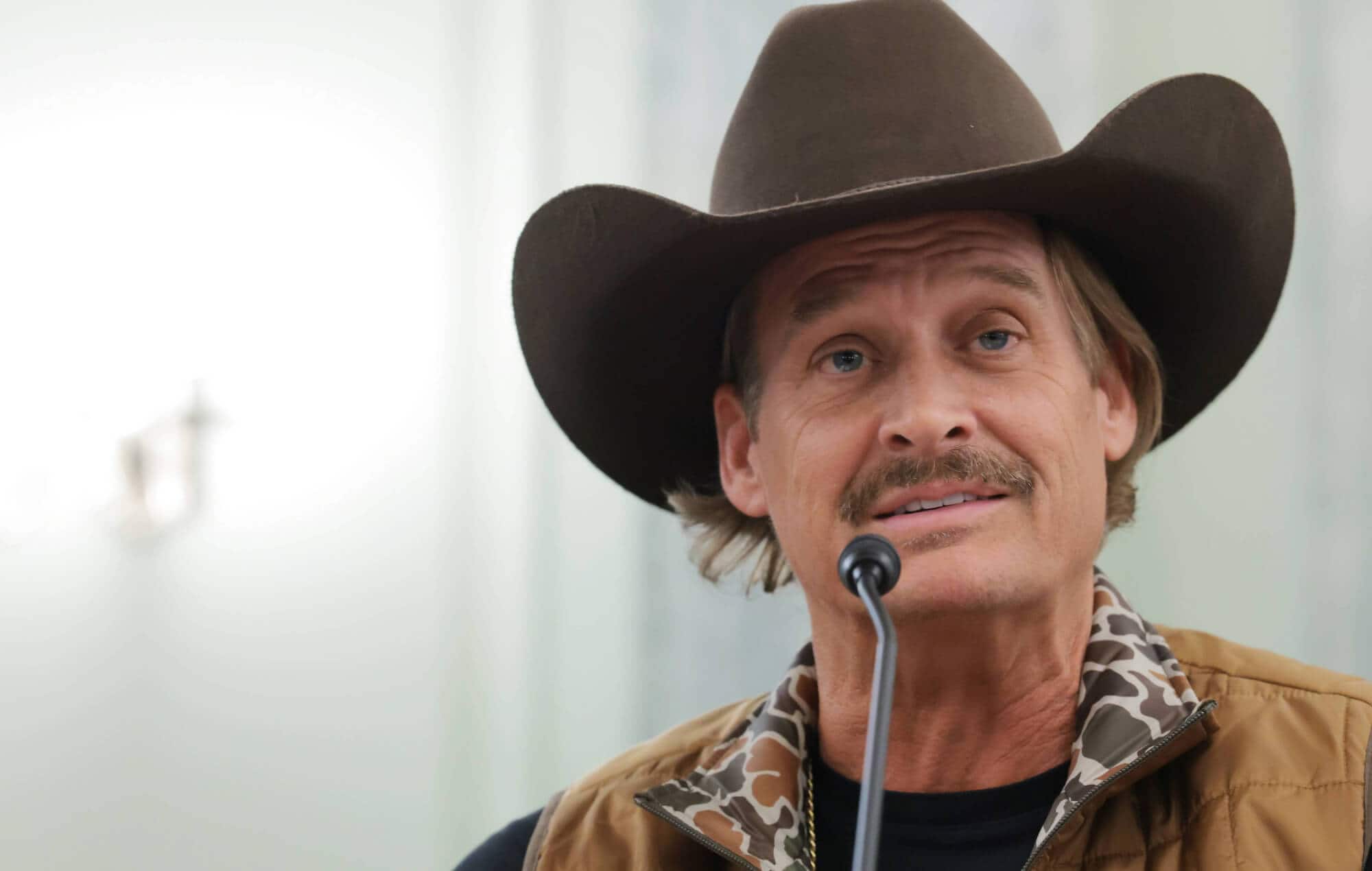 Kid Rock Responds to Conan O’Brien’s Oscars Joke with a Sharp Comeback