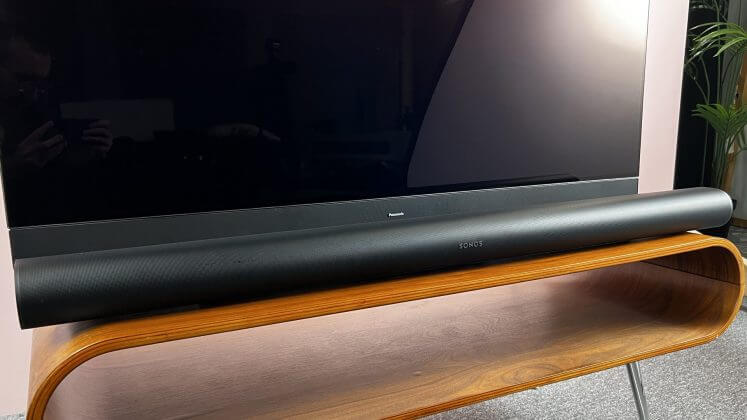 Sonos Arc Ultra soundbar.