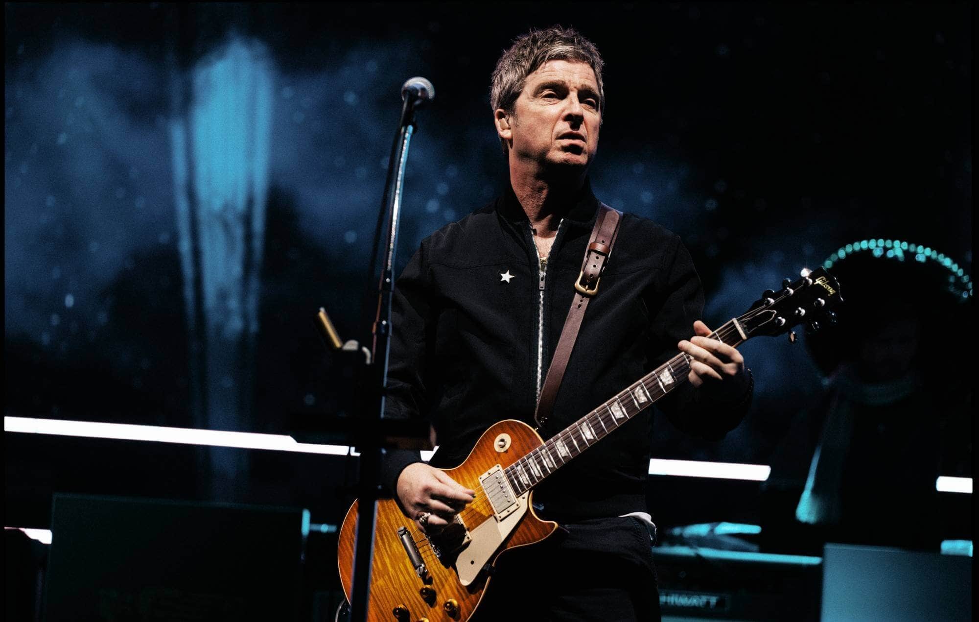 Noel Gallagher announcing at the BRIT Awards