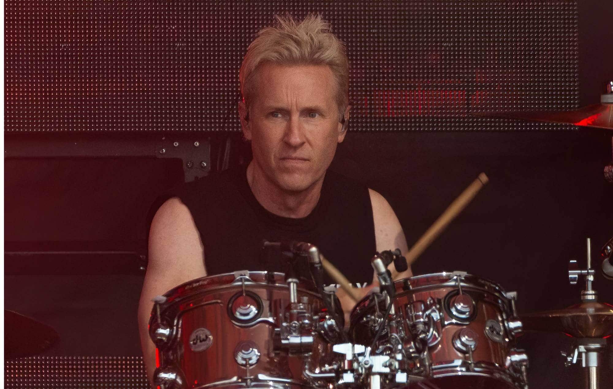 Josh Freese performing