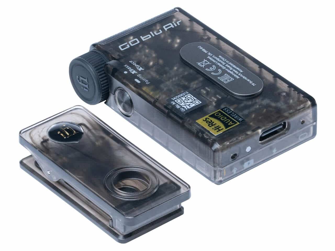 Go blu Air DAC showing output jacks