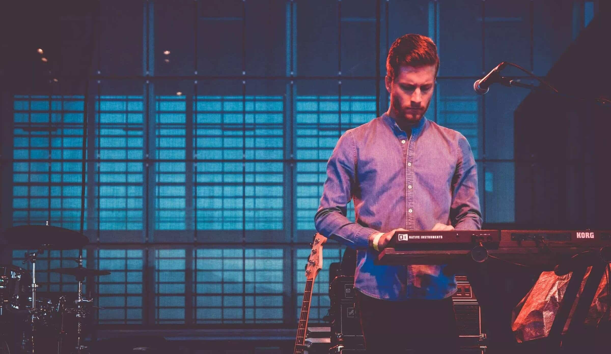 Songwriting Techniques: 13 Ways to End a Song
