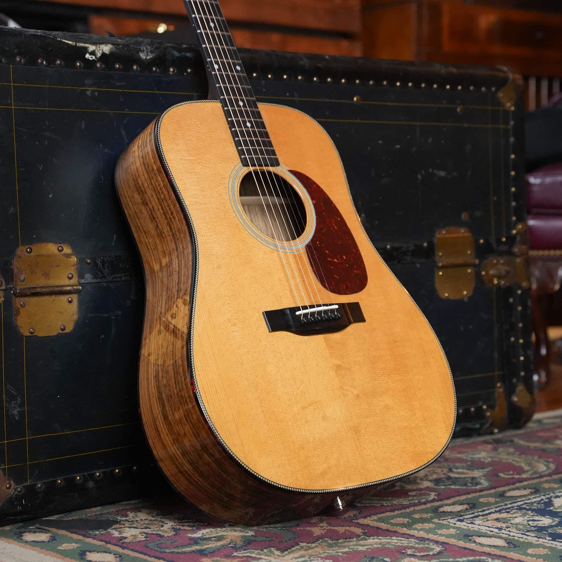 Eastman E3D-DLX dreadnought with Sitka spruce top and ovangkol back and sides in gloss natural finish