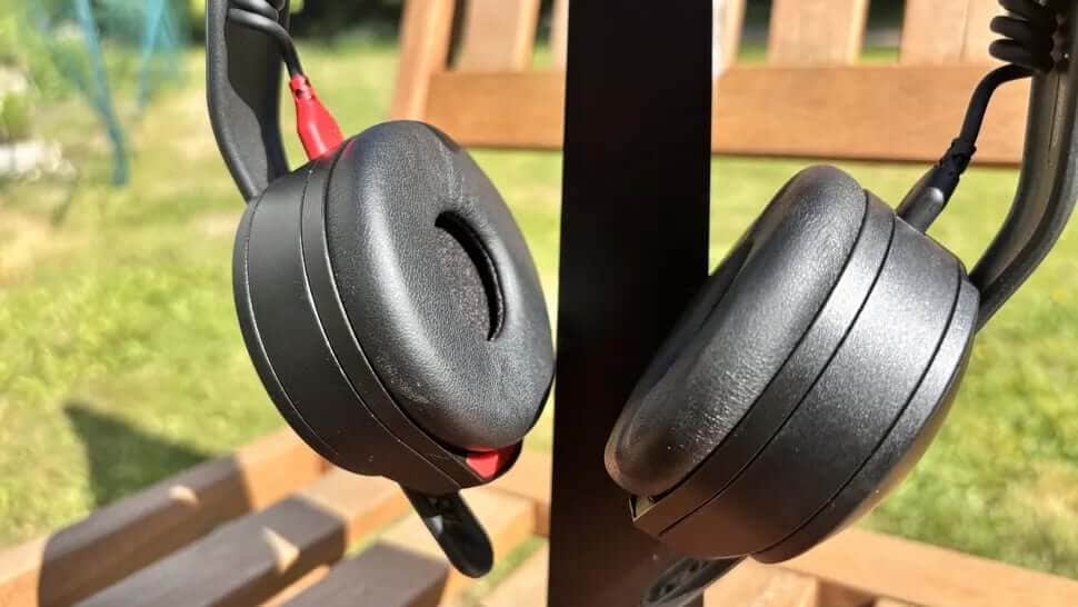 Rode NTH-50 Review: Powerful Sound and Stylish Over-Ear Design