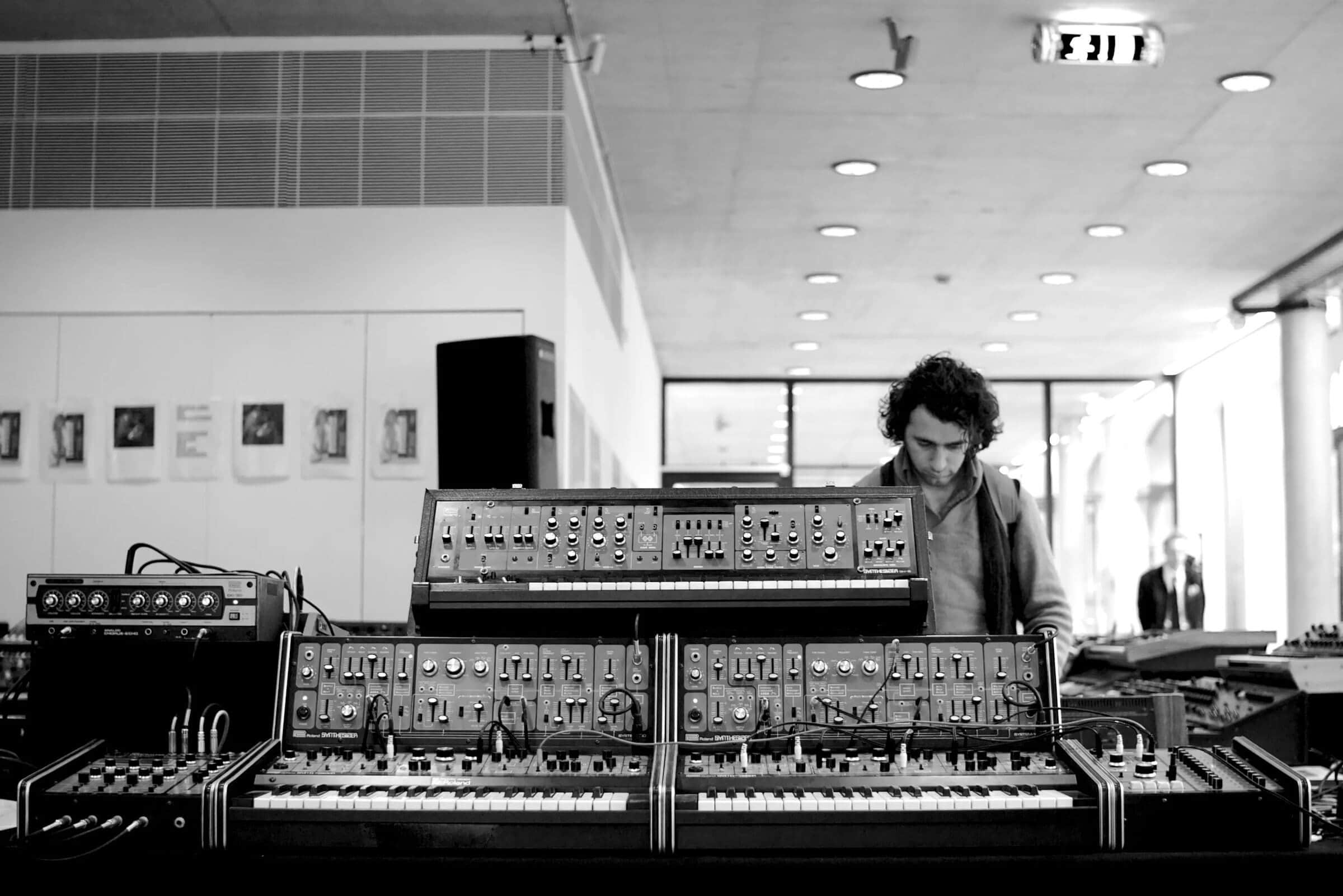 The Beginner's Guide to Synths for Music Production
