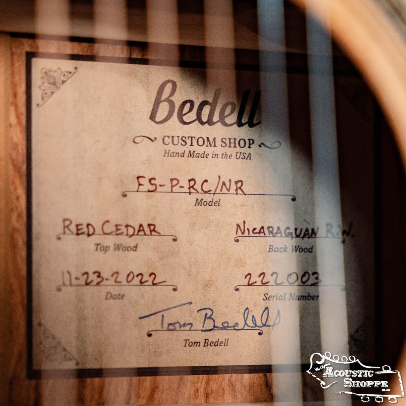 Tom Bedell – The OOH (Original Old Hippie) & Bedell Guitars