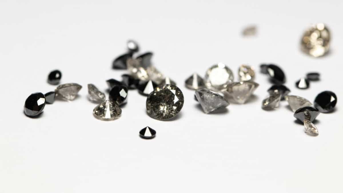 Salt And Pepper Diamonds – Trend Or Trash?