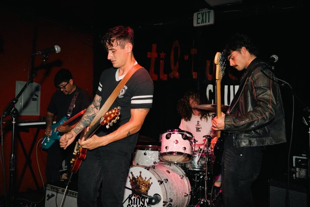 Ritz Vanity Performing